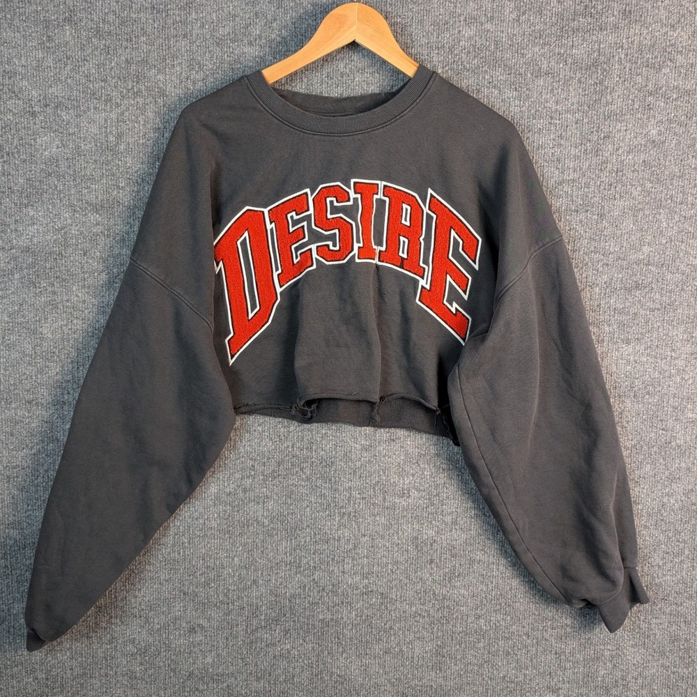 Weekday Desire Cropped Sweatshirt Charcoal Grey Chenille Patch Raw Hem Oversized